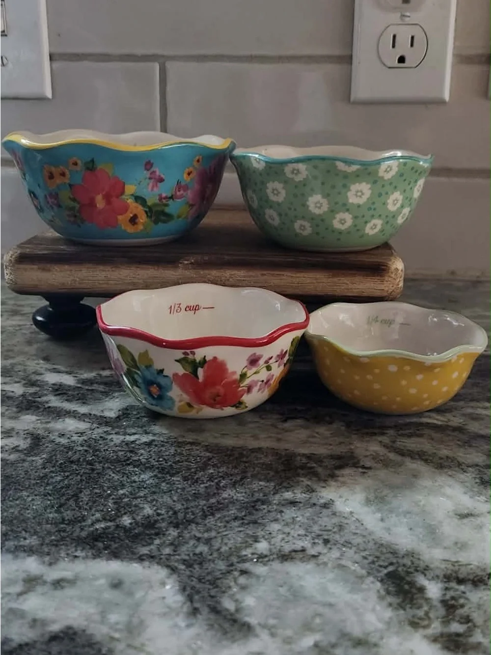 Floral Ceramic Bowl Set with- Multicolor pioneer women multiple pieces and sets